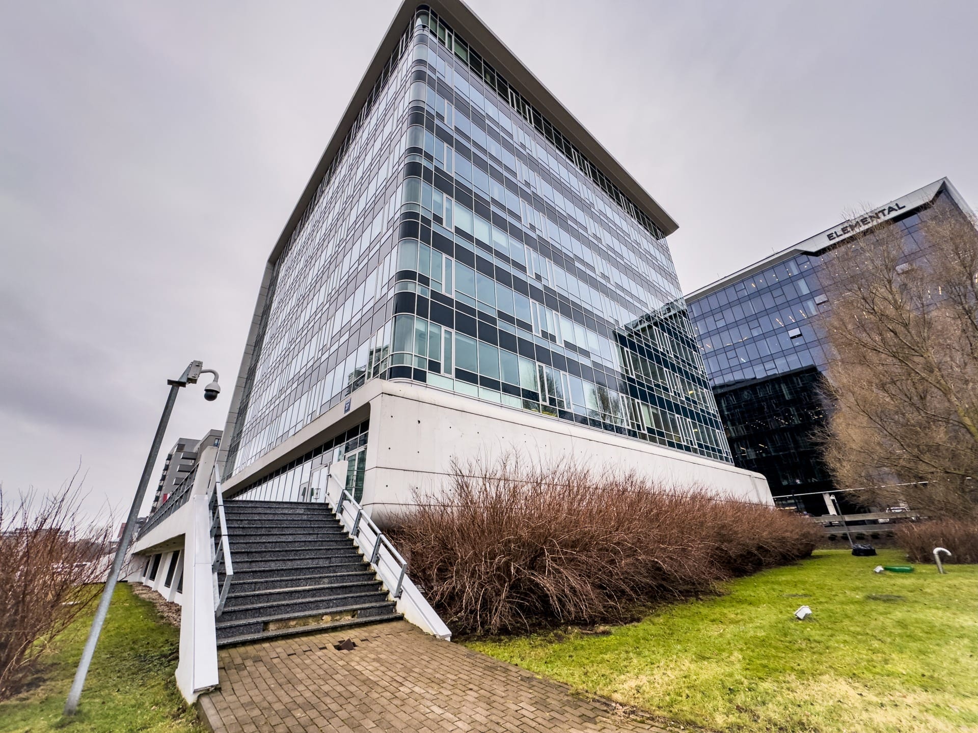 A-Klases biroja un medicinas telpas Rīgā, skanstē