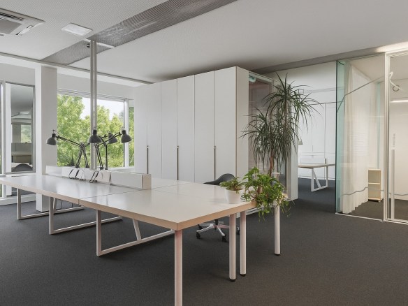 EFTEN Captital Duntes biroji rīgā, skanstē