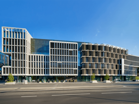 Satekles biznesa centra biroja telpas centrā