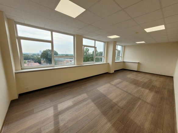 Birojs Pārdaugava 8.stāvā