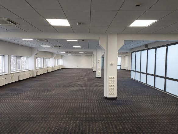 biroja telpas Šampēteris-pleskodāle 260 m² 6.48 EUR/m²