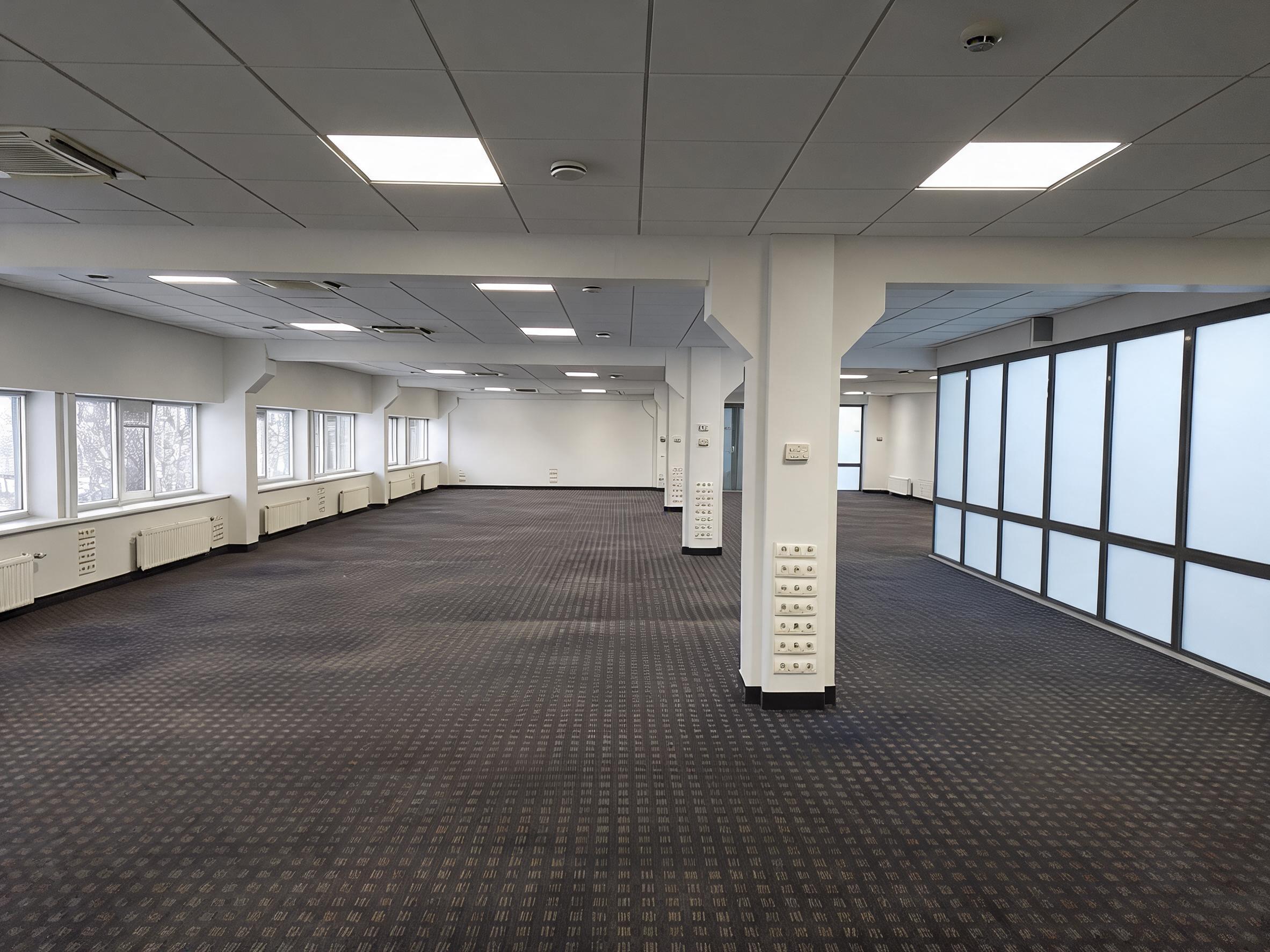 biroja telpas Šampēteris-pleskodāle 260 m² 6.48 EUR/m²
