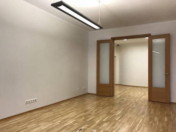 biroja telpas Centrs 169 m² 10.02 EUR/m²