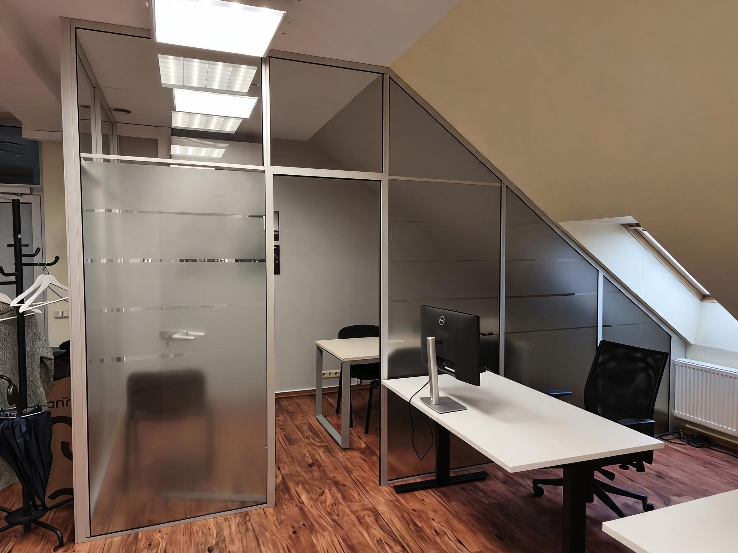 biroja telpas Āgenskalns 175 m² 3.53 EUR/m²