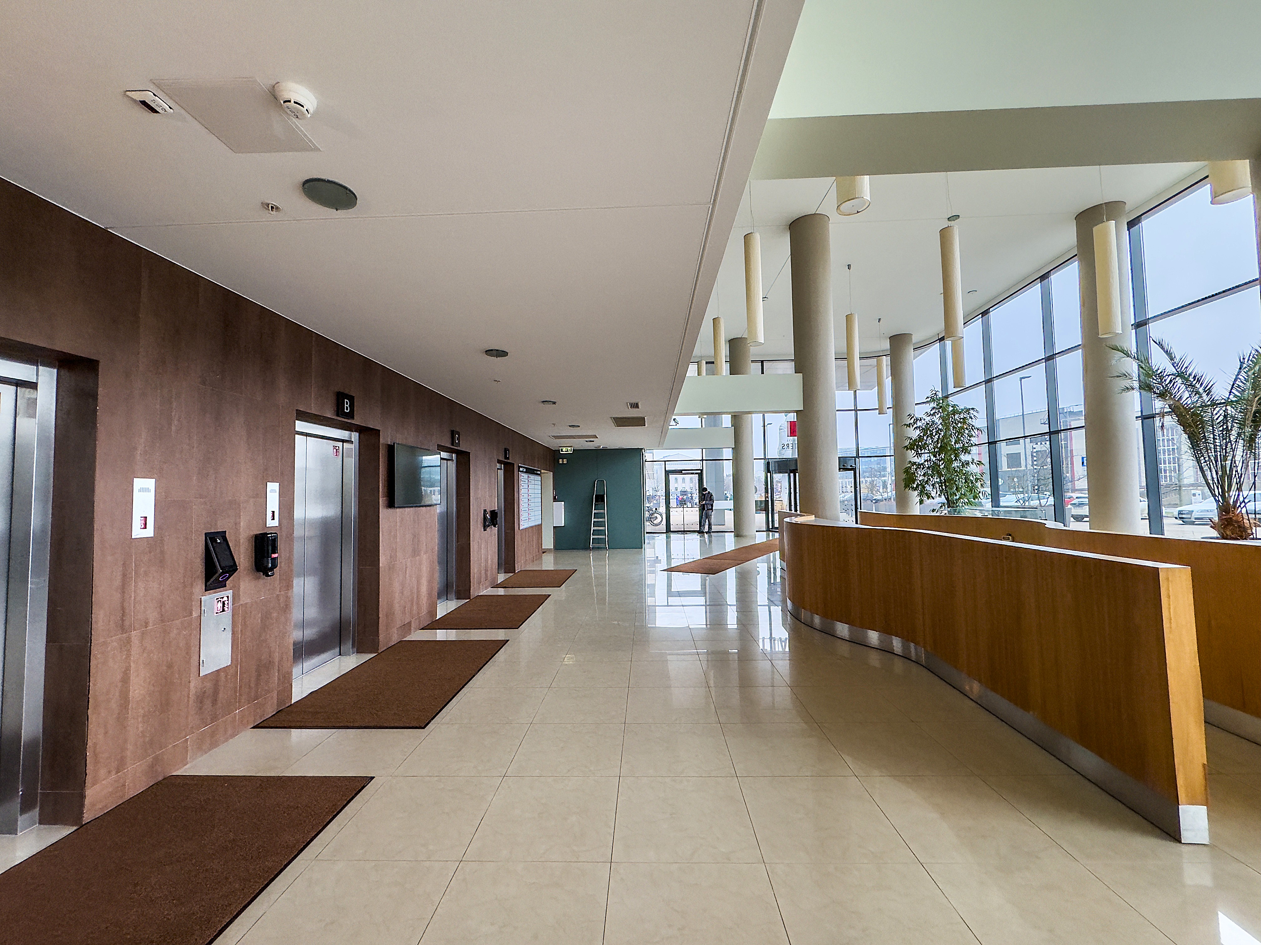 biroja telpas Teika 681 m² 11 EUR/m²