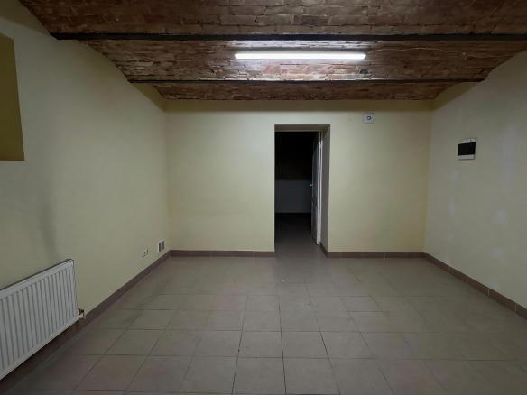tirdzniecības telpas Centrs 212 m² 7.55 EUR/m²