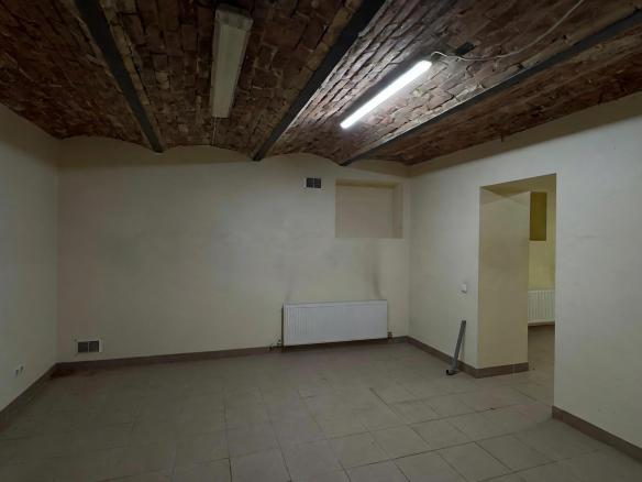 tirdzniecības telpas Centrs 212 m² 7.55 EUR/m²