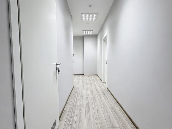 biroja telpas Centrs 167 m² 4.84 EUR/m²