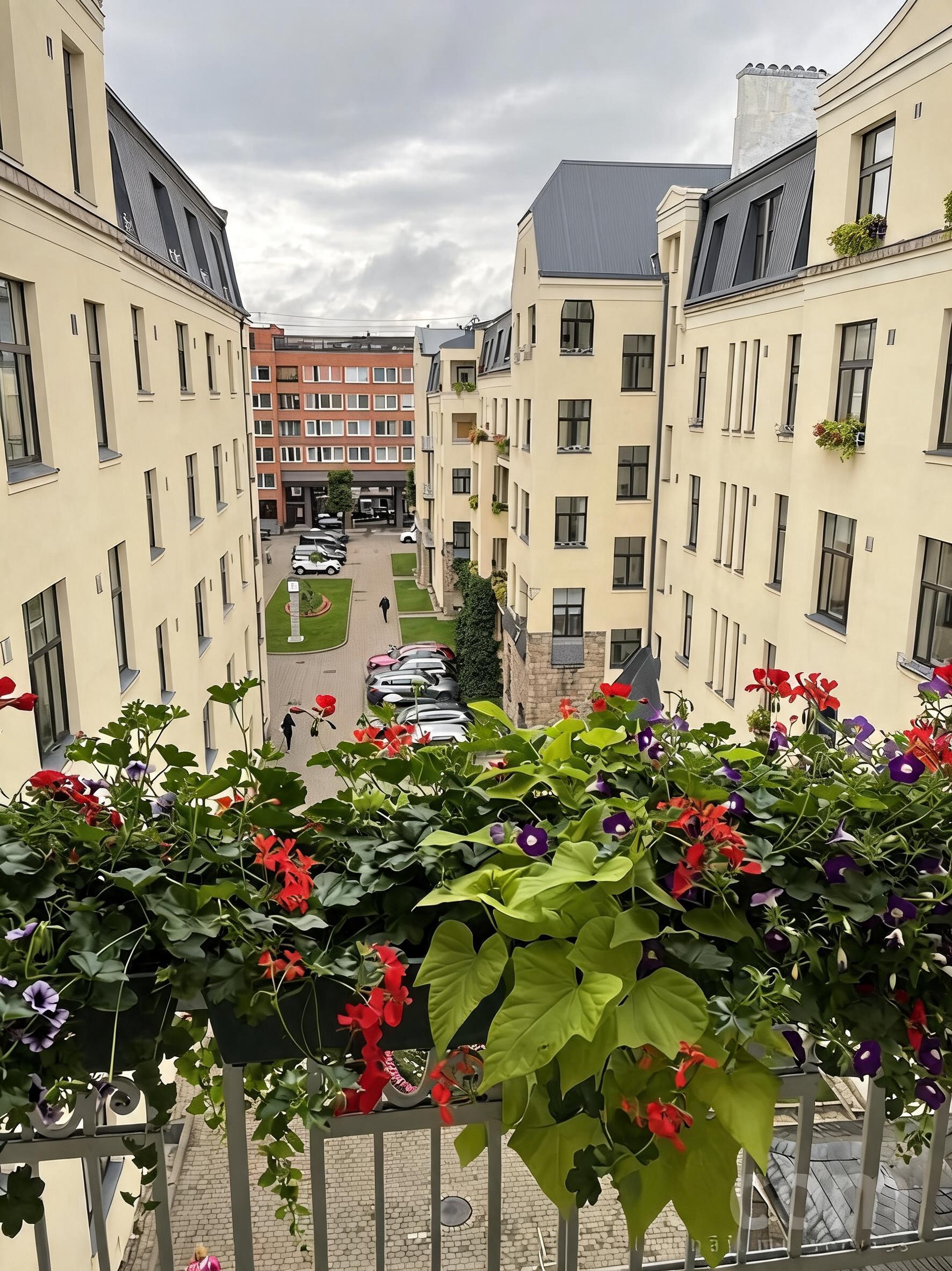 biroja telpas Centrs 270 m² 11.11 EUR/m²